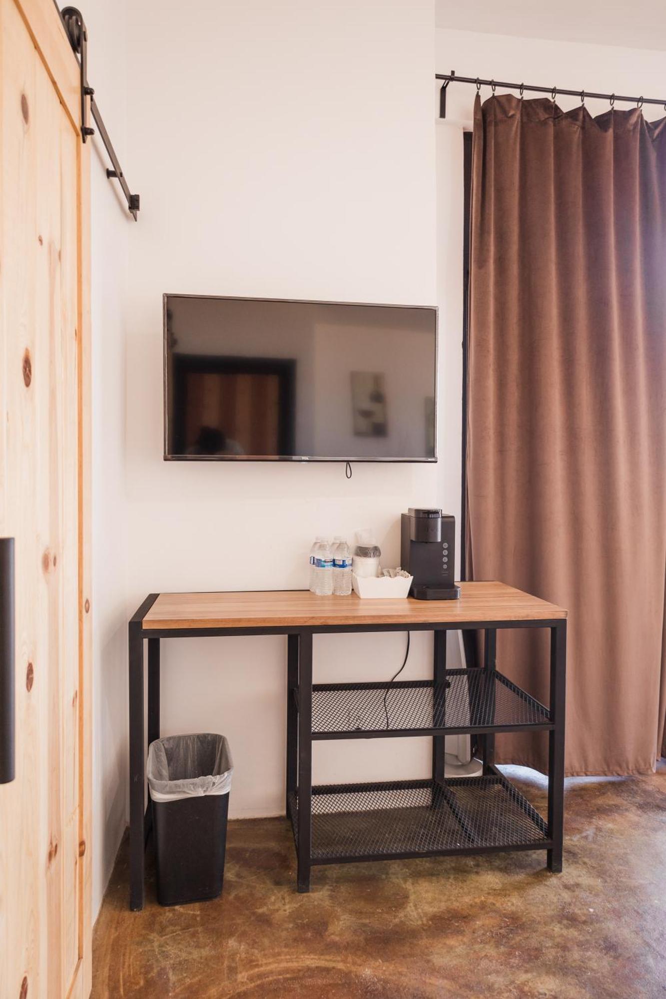 エンセナダ Vl Uno Bed & Breakfast エクステリア 写真