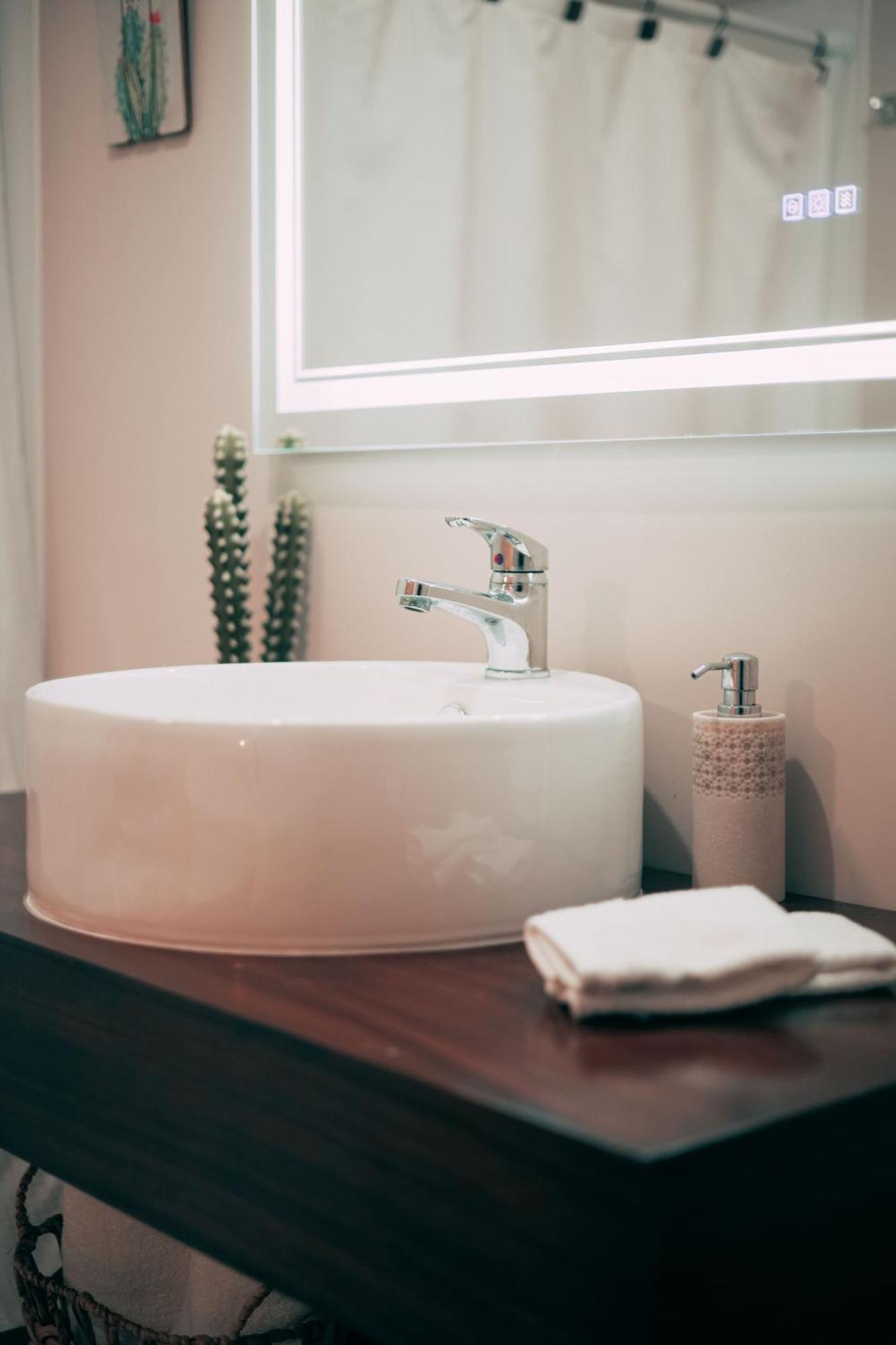 エンセナダ Vl Uno Bed & Breakfast エクステリア 写真